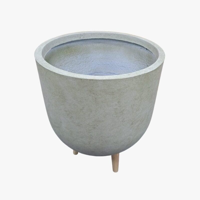 Grey fibre Pot with Wooden Legs
Medium size - Image 4